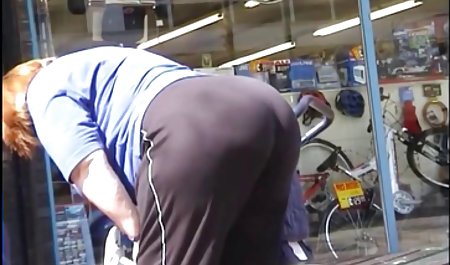Meine vollbusige deutsche sex videos free deutsche Stiefmutter nackt auf der Bühne