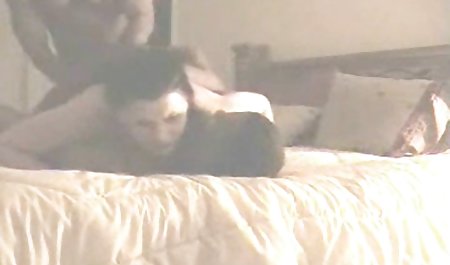 Langes Haar Brünette spielt mit sexvideos kostenlos angucken Pussy