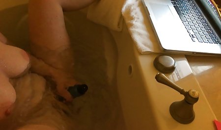 Anna Deville wird private sex videos kostenlos von einem schwarzen Hengst gefickt