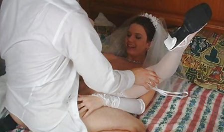 Dann reitet Milf Lucy Zara deutsche sex videos kostenlos auf einem Cowgirl, das einen großen Strapon mit einem Stockspielzeug fickt